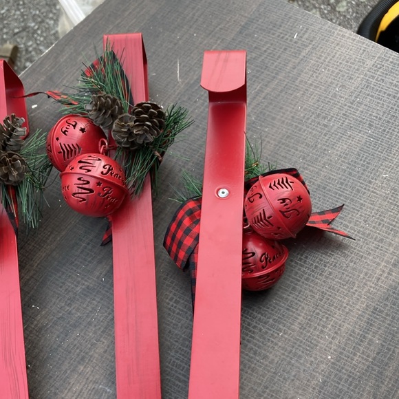 Over door decorated Bells Wreath Decor Hangers - Picture 4 of 4